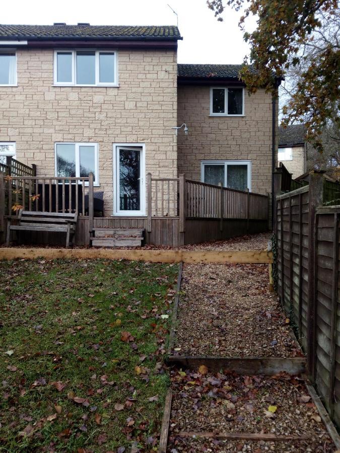 New Cottage Chalford ภายนอก รูปภาพ